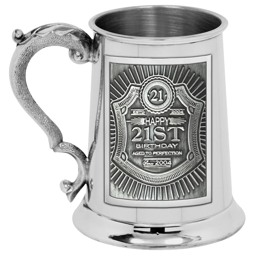 EMB016 1pt Pewter Straight Embossed 21st Birthday Badge Tankard