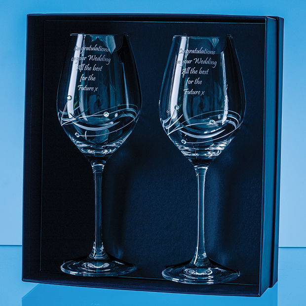SL139 2 Diamante Wine Glasses with Elegance Spiral Cutting in an attractive Gift Box (This Item Includes Engraving)