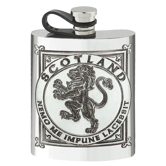 CSG508  6oz Flexi Cap Scottish Rampant Lion Pewter Hip Flask