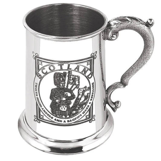 SG510  1 Pint* Pewter Beer Mug Tankard with Highland Piper Design