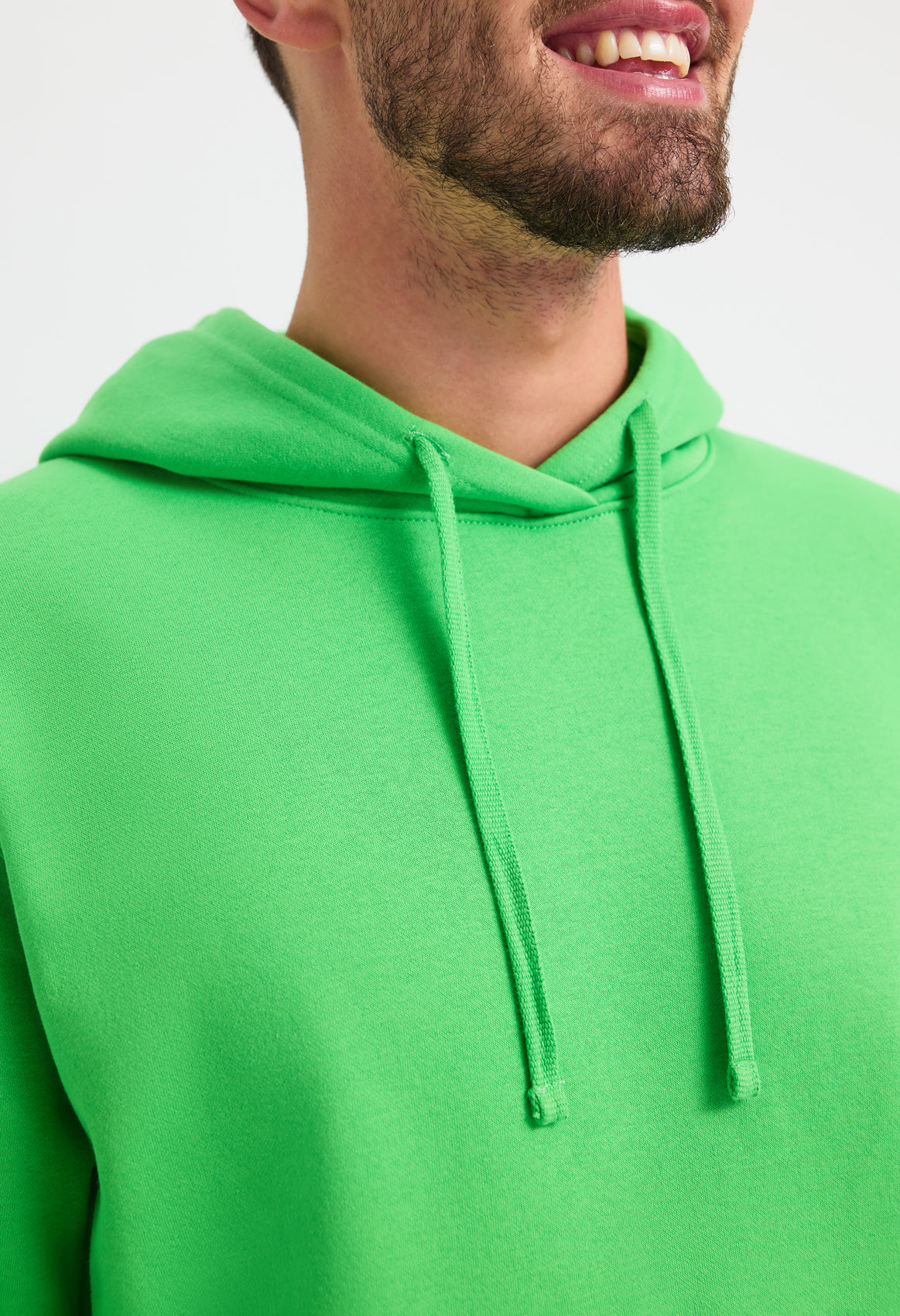 UC509 Deluxe Hooded Sweatshirt