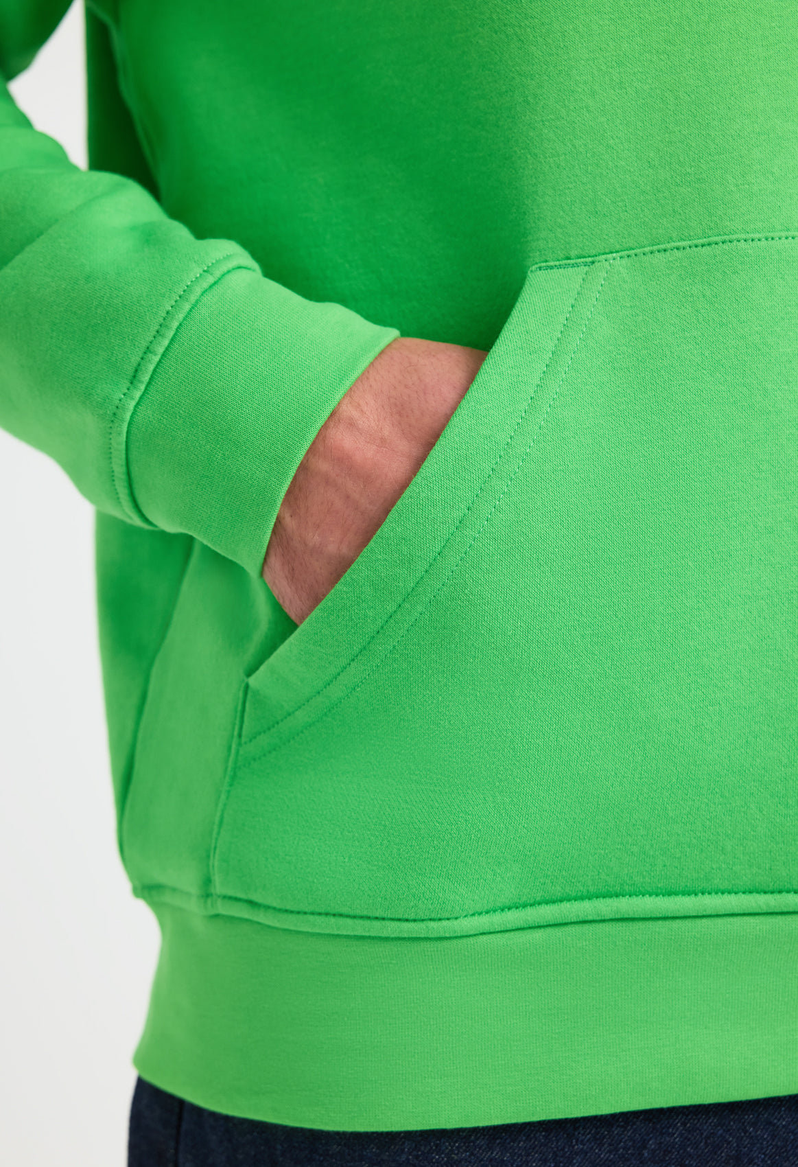 UC509 Deluxe Hooded Sweatshirt